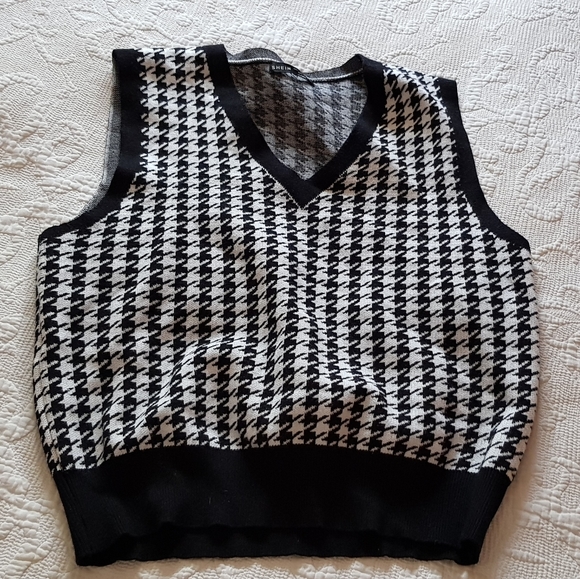 Shein houndstooth sweater vest - Picture 3 of 8